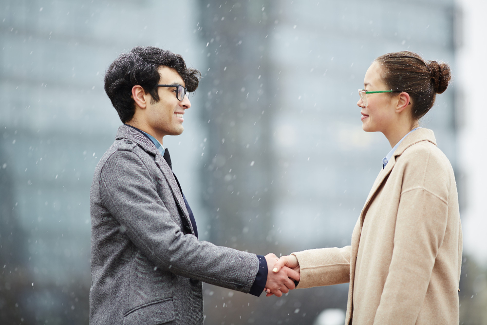 Strengthen Your Relationships With NLP: Transform Communication And Connection